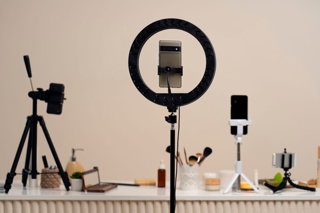 Let’s Capture Stunning Product Photography with Pixlabz